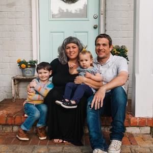 Meet your Posher, Holly